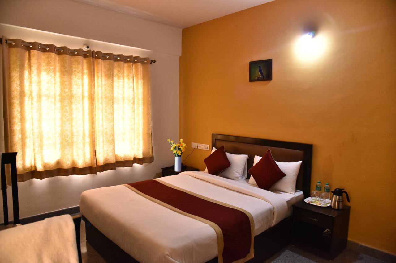 The Banjaara Suites Bangalore Exterior foto