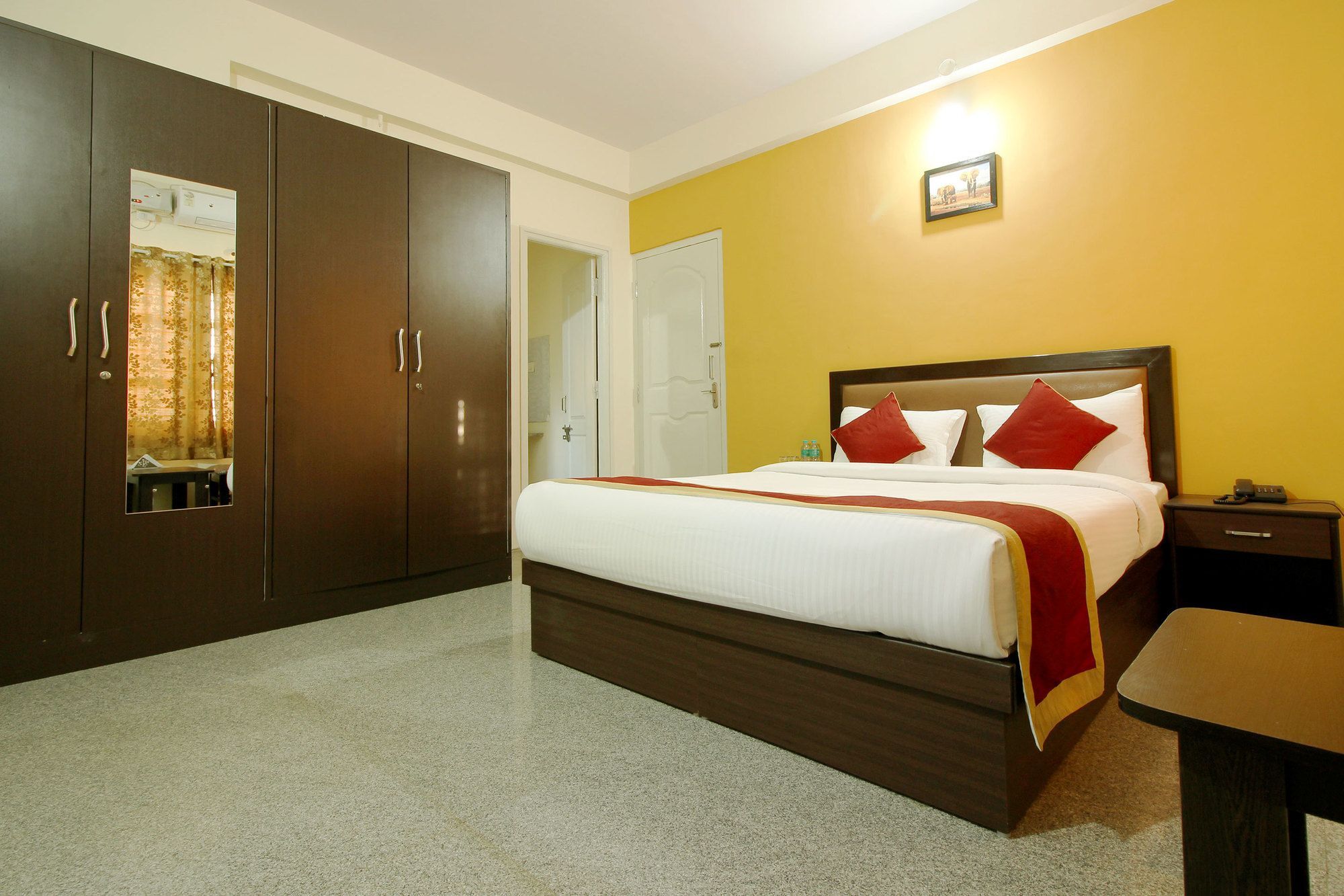 The Banjaara Suites Bangalore Exterior foto