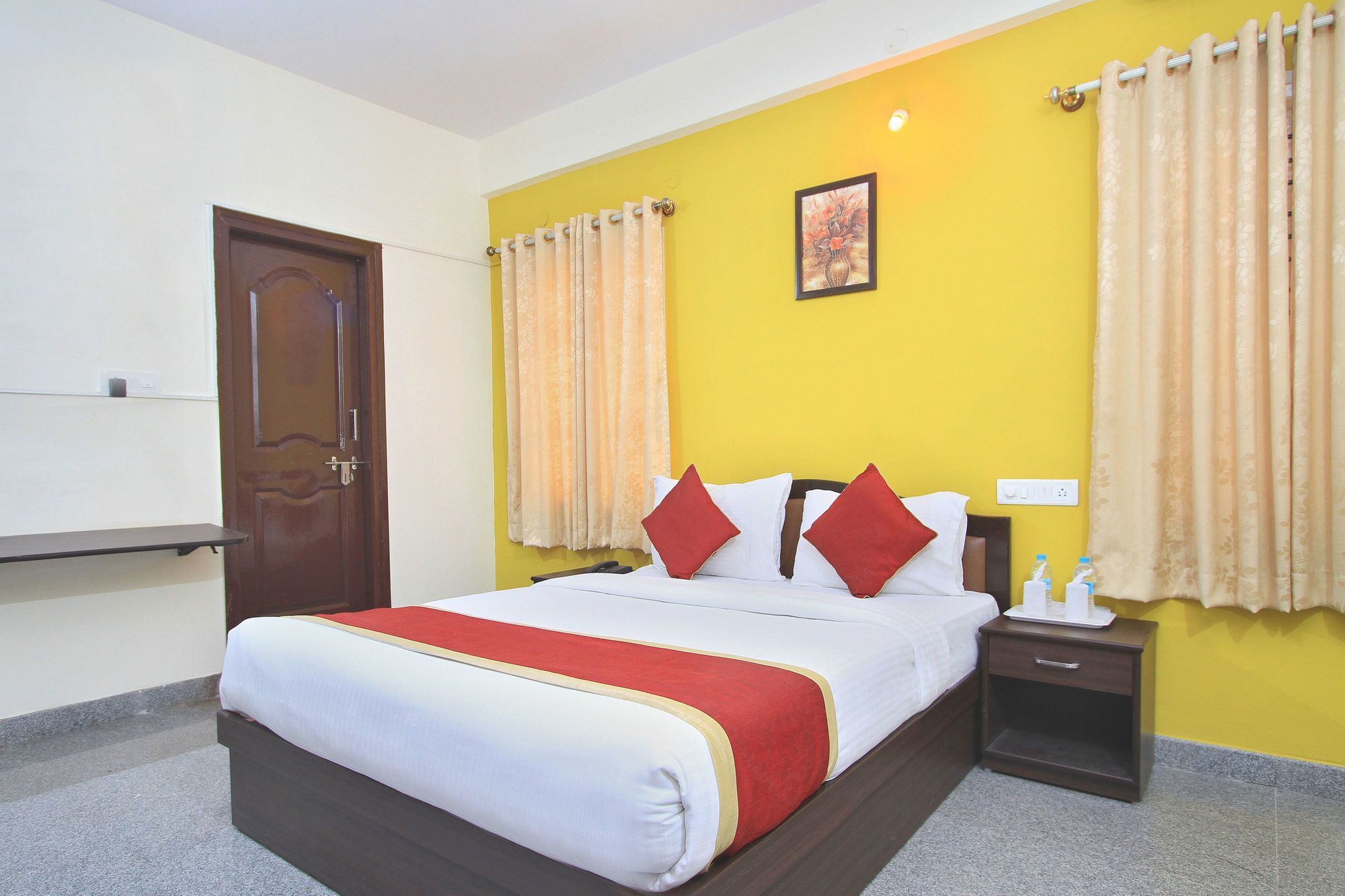 The Banjaara Suites Bangalore Exterior foto