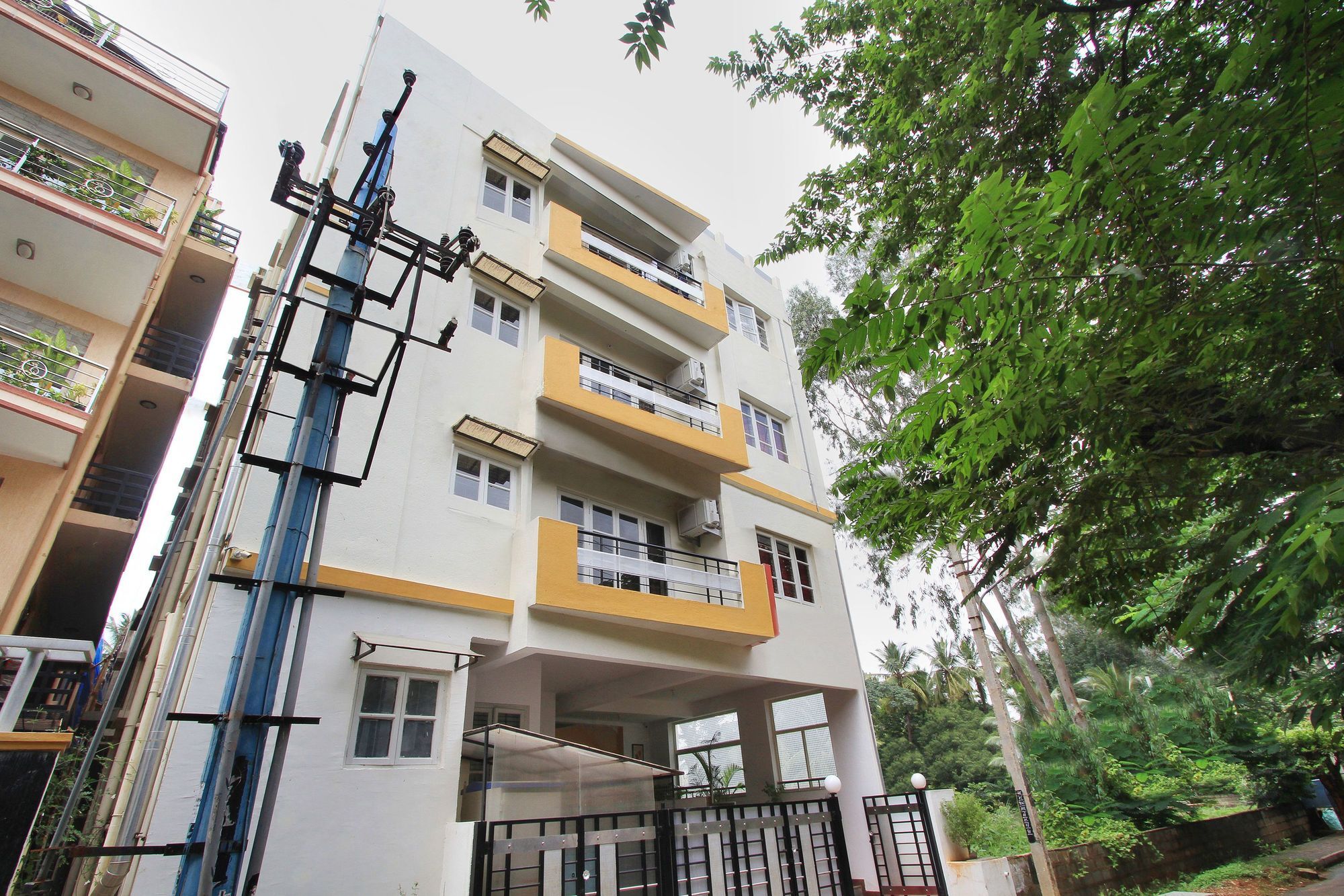 The Banjaara Suites Bangalore Exterior foto